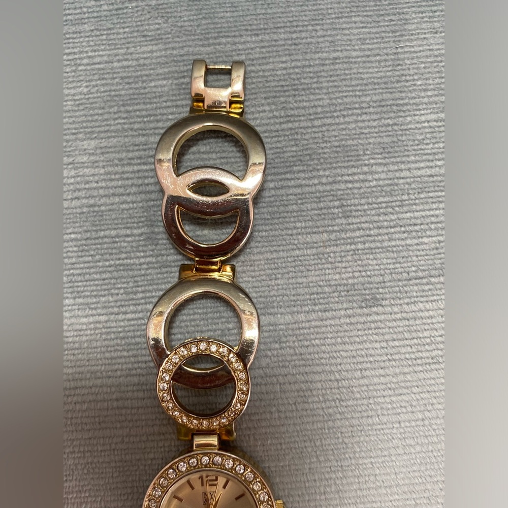 New York and Company watch gold and gemstone 7.5”, new battery EUC￼ - Picture 4 of 12